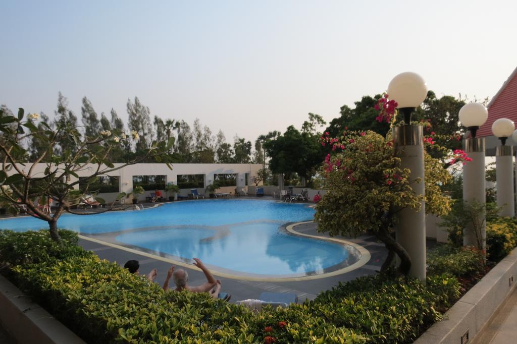 Jomtien Plaza Suite Apartments Δωμάτιο φωτογραφία