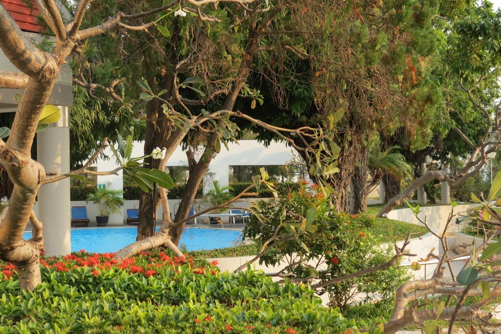 Jomtien Plaza Suite Apartments Δωμάτιο φωτογραφία